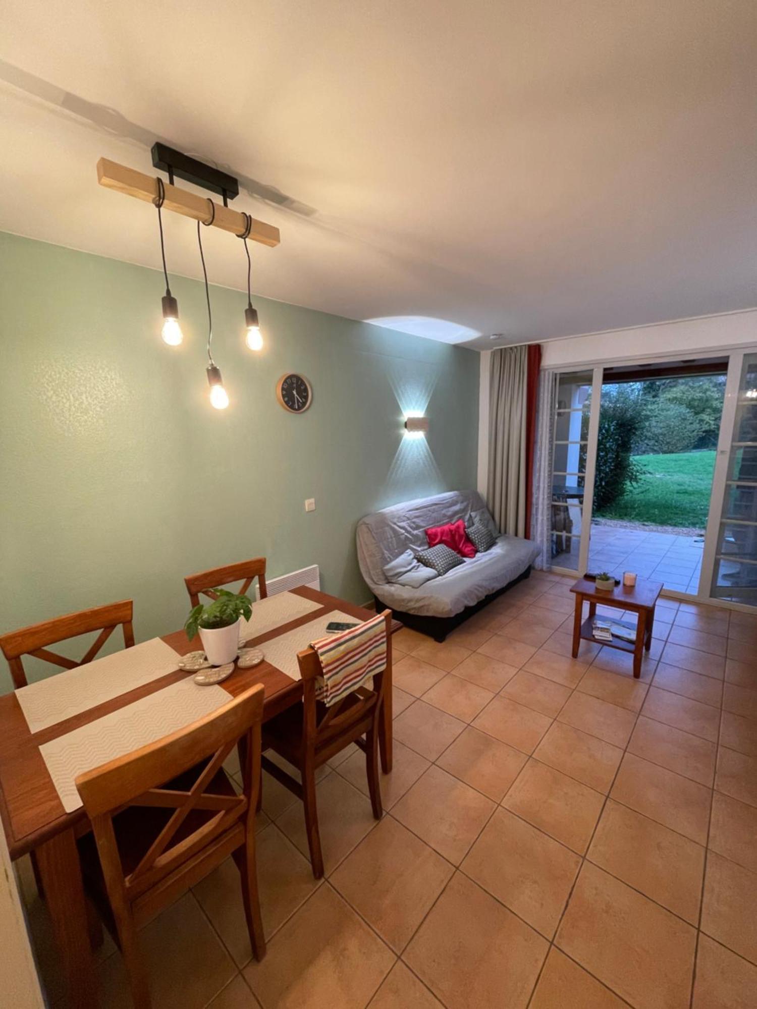 Sejour 4 Personnes - Pays Basque Apartment Uhart-Cize Ngoại thất bức ảnh