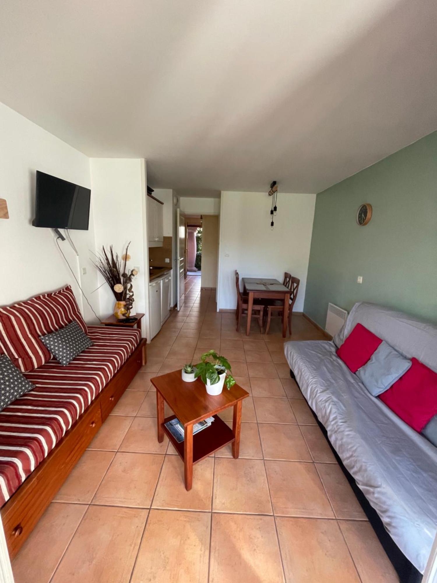Sejour 4 Personnes - Pays Basque Apartment Uhart-Cize Ngoại thất bức ảnh