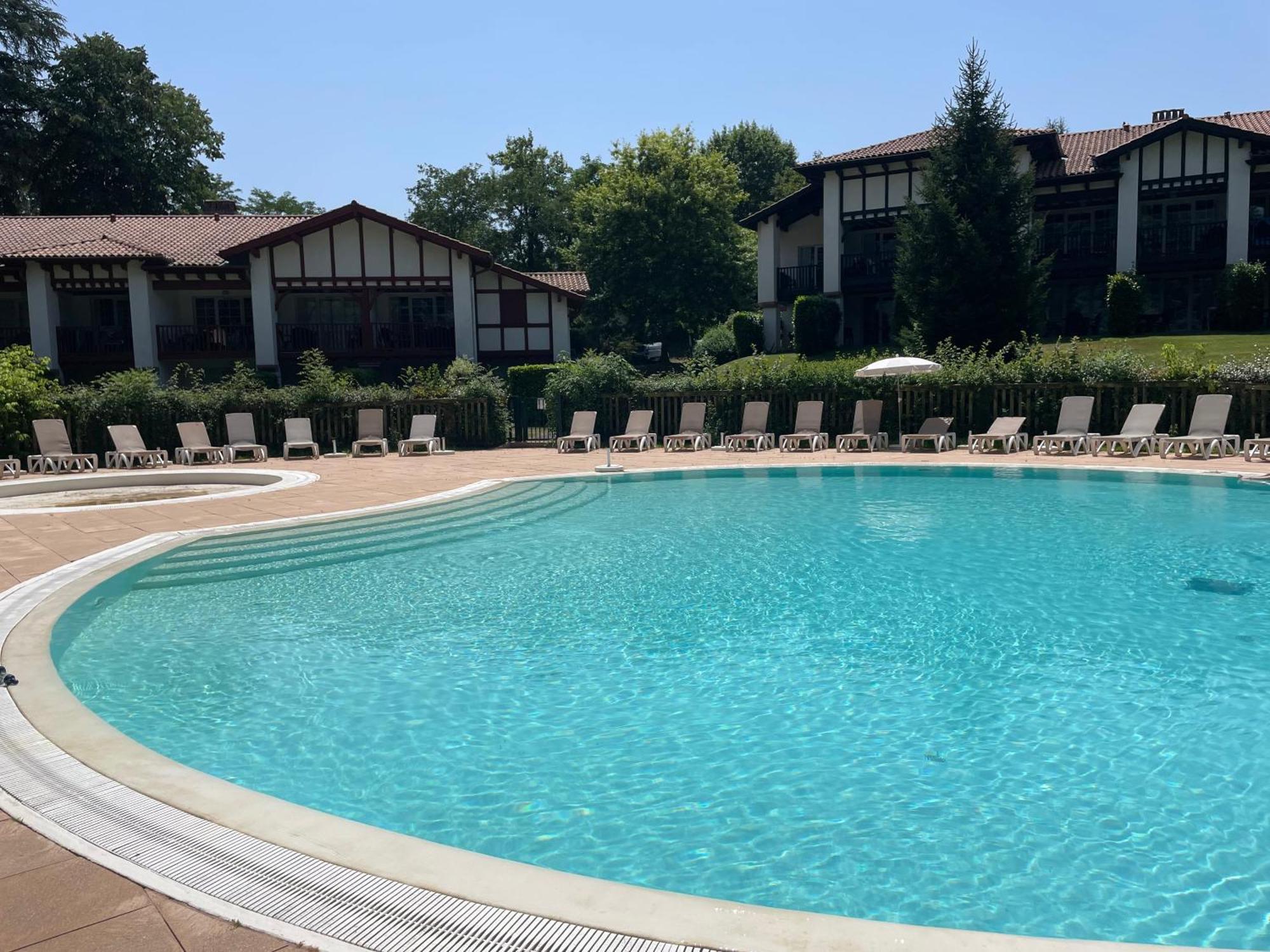 Sejour 4 Personnes - Pays Basque Apartment Uhart-Cize Ngoại thất bức ảnh